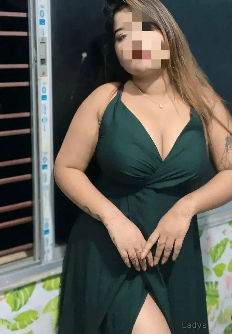 Ola, 29 years old Pondicherry escort girl with big tits, height 165 sm, Weight kg