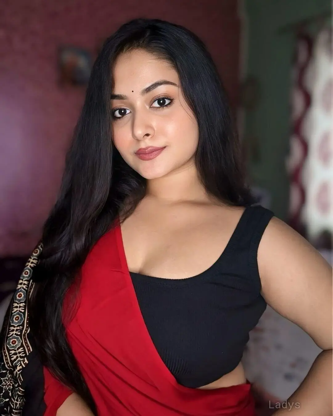 Heena, 23 years beautiful nude Pondicherry escorts girl, height 183 sm, Weight  kg