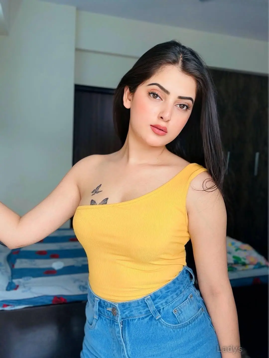 Nandini, 22 years beautiful nude Pondicherry escorts girl, height 153 sm, Weight  kg