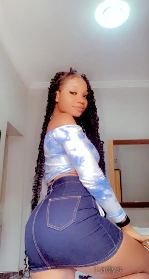 Sugar, 24 years old Port Harcourt escort girl with big tits, height 153 sm, Weight kg