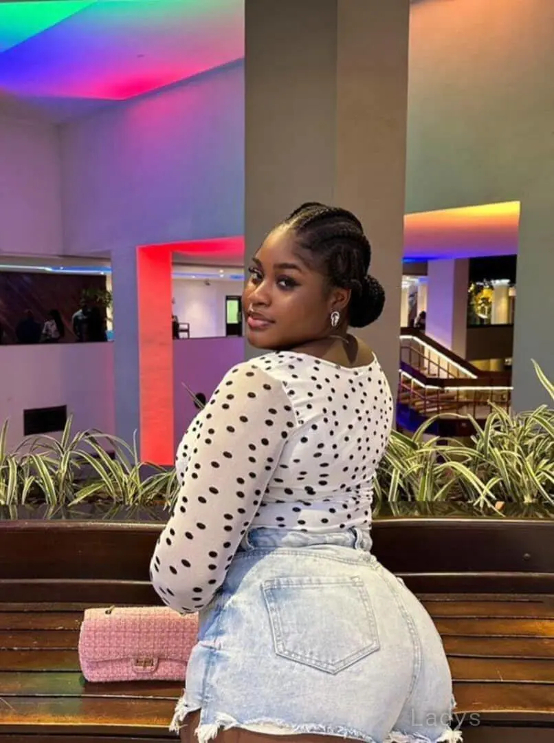 Nina, 25 years beautiful nude Port Harcourt escorts girl, height 175 sm, Weight kg
