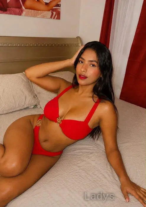 Camila, 24 years beautiful nude Prague escorts girl, height 172 sm, Weight 56 kg