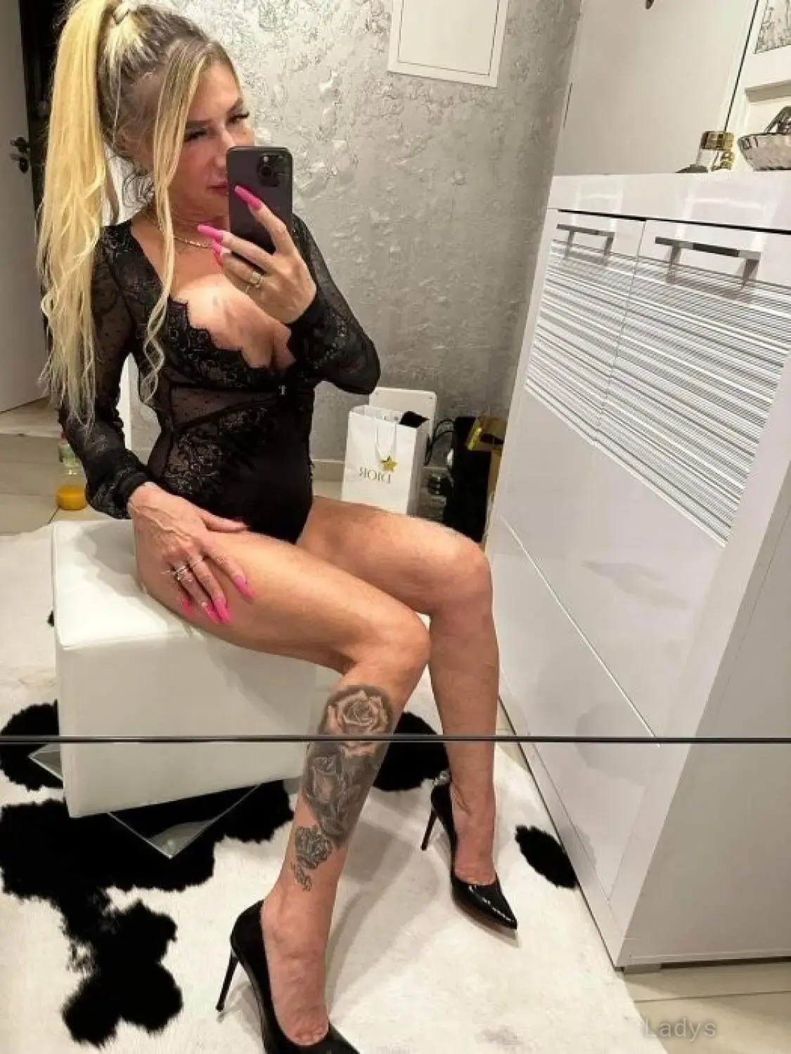 SYLVIE-77, 40 years beautiful nude Prague escorts girl, height 165 sm, Weight 50 kg