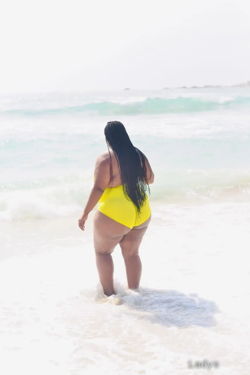 Lucy, 31 years old Pretoria escort girl with big tits, height 168 sm, Weight kg