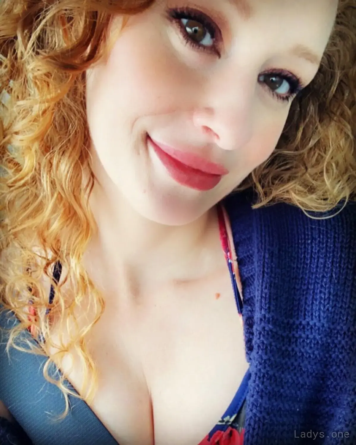 EDIE JEANNE, 34 years beautiful nude Providence escorts girl, height 177 sm, Weight 66 kg