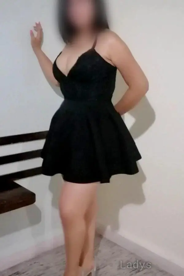 Lesly, 36 years beautiful nude Puebla escorts girl, height 167 sm, Weight 53 kg