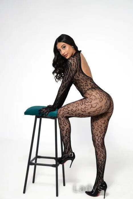 Angel, 23 years beautiful nude Pula escorts girl, height 170 sm, Weight 53 kg
