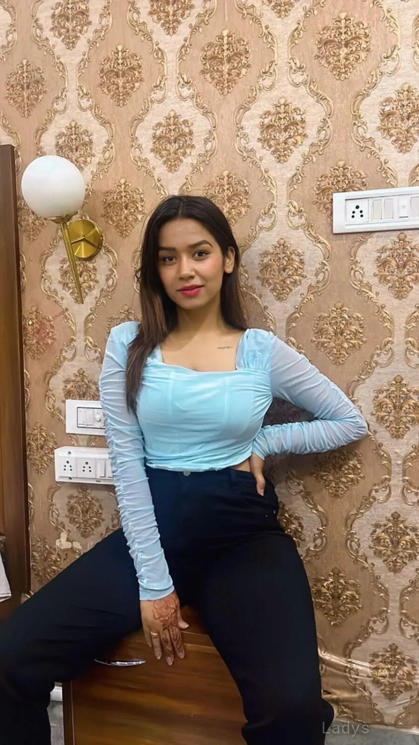 Stella, 22 years asian escorts girl, height 158 sm, Weight  kg, Pune eacort