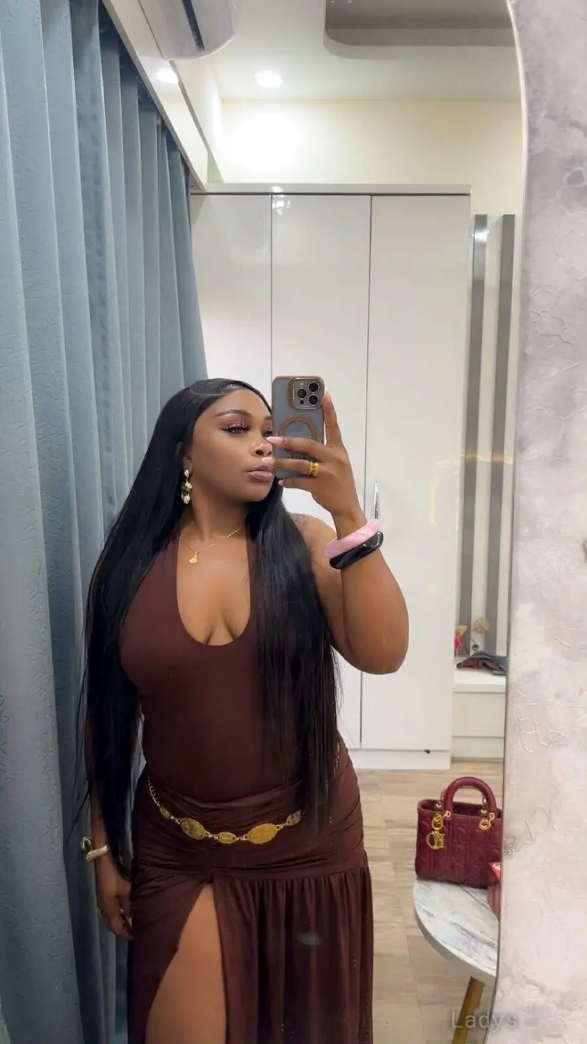 African Porsha +91//823769//0730, 26 years old Pune escort girl with big tits, height  sm, Weight  kg