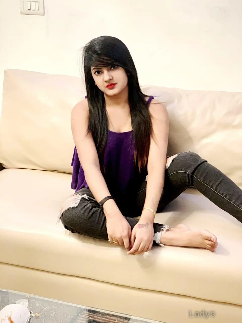 Amisha, 22 years old Pune escort girl with big tits, height 167 sm, Weight kg