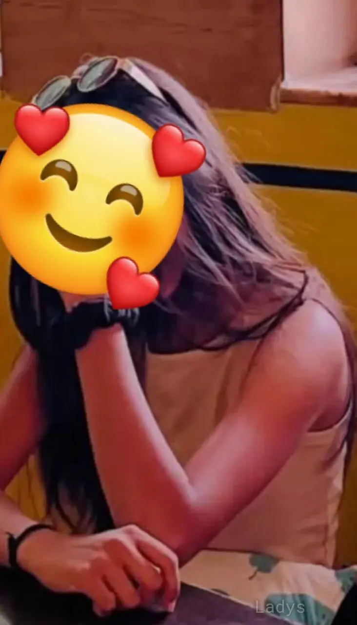 Ankita, 22 years old Pune escort girl with big tits, height 163 sm, Weight  kg