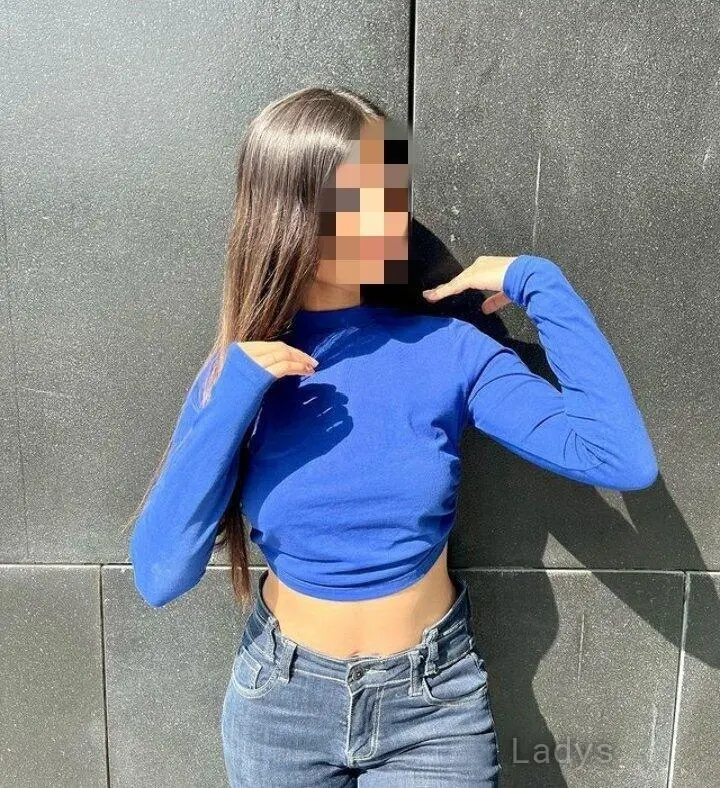 Carla, 24 years old Pune escort girl with big tits, height 170 sm, Weight kg