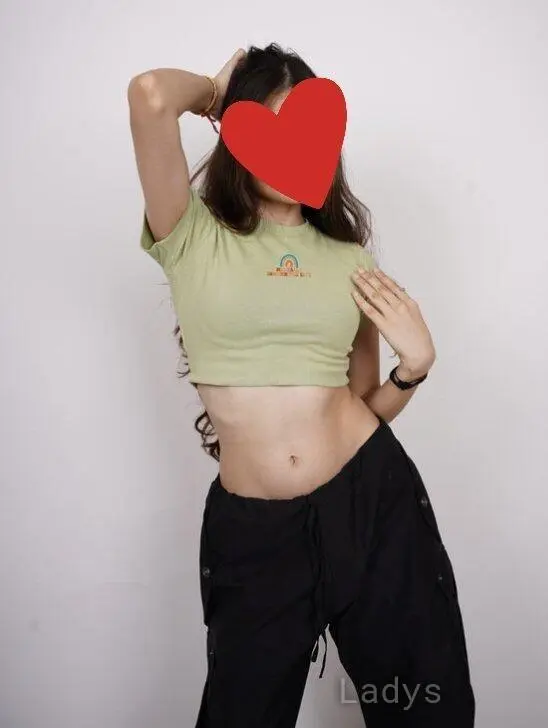 Dennys, 23 years old Pune escort girl with big tits, height 155 sm, Weight kg