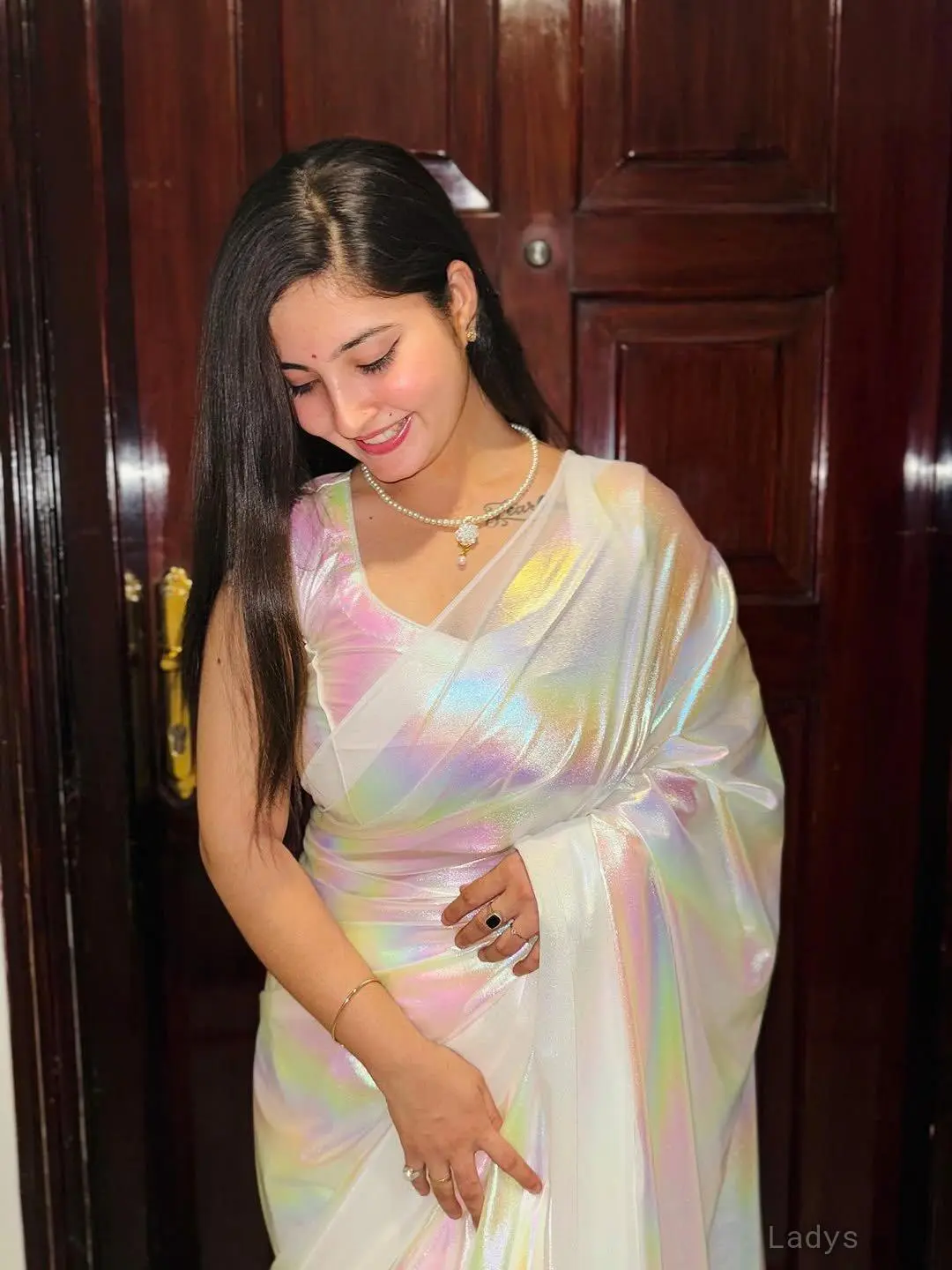 Divyanshi, years old Pune escort girl with big tits, height sm, Weight kg