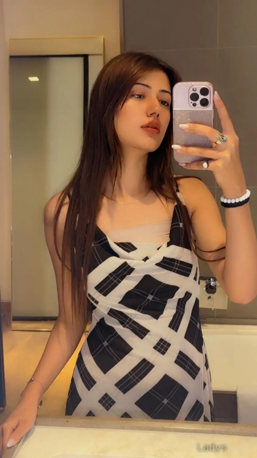 Jane, 24 years old Pune escort girl with big tits, height 154 sm, Weight  kg