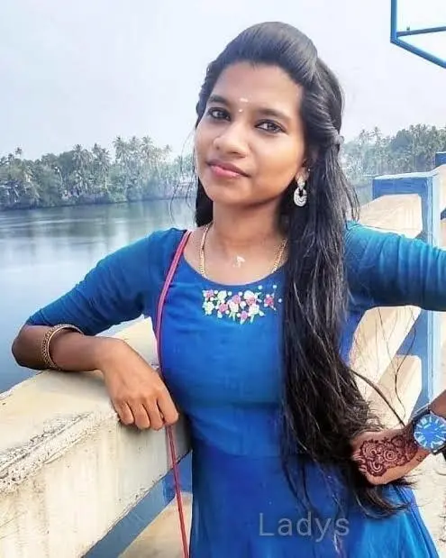 Janmoni, 23 years old Pune escort girl with big tits, height 154 sm, Weight kg