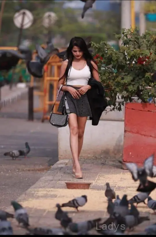 Josie, 23 years old Pune escort girl with big tits, height 154 sm, Weight kg