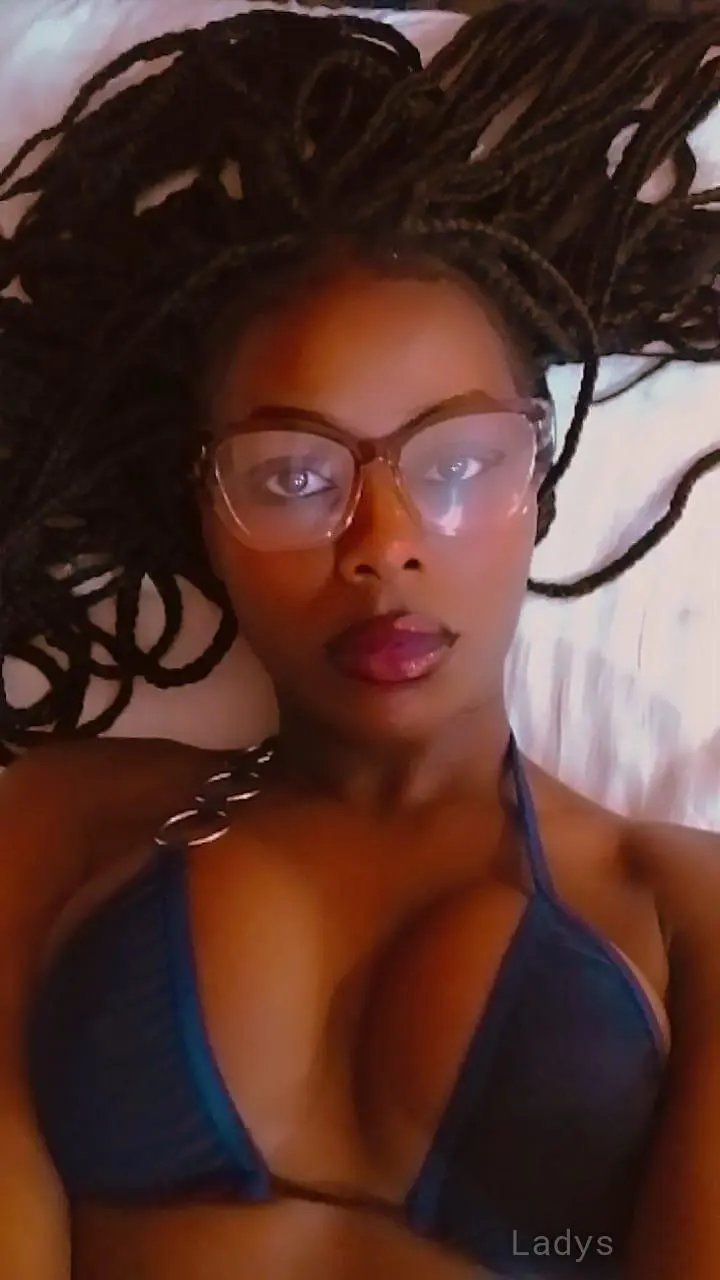 Kate, 23 years old Pune escort girl with big tits, height 165 sm, Weight  kg