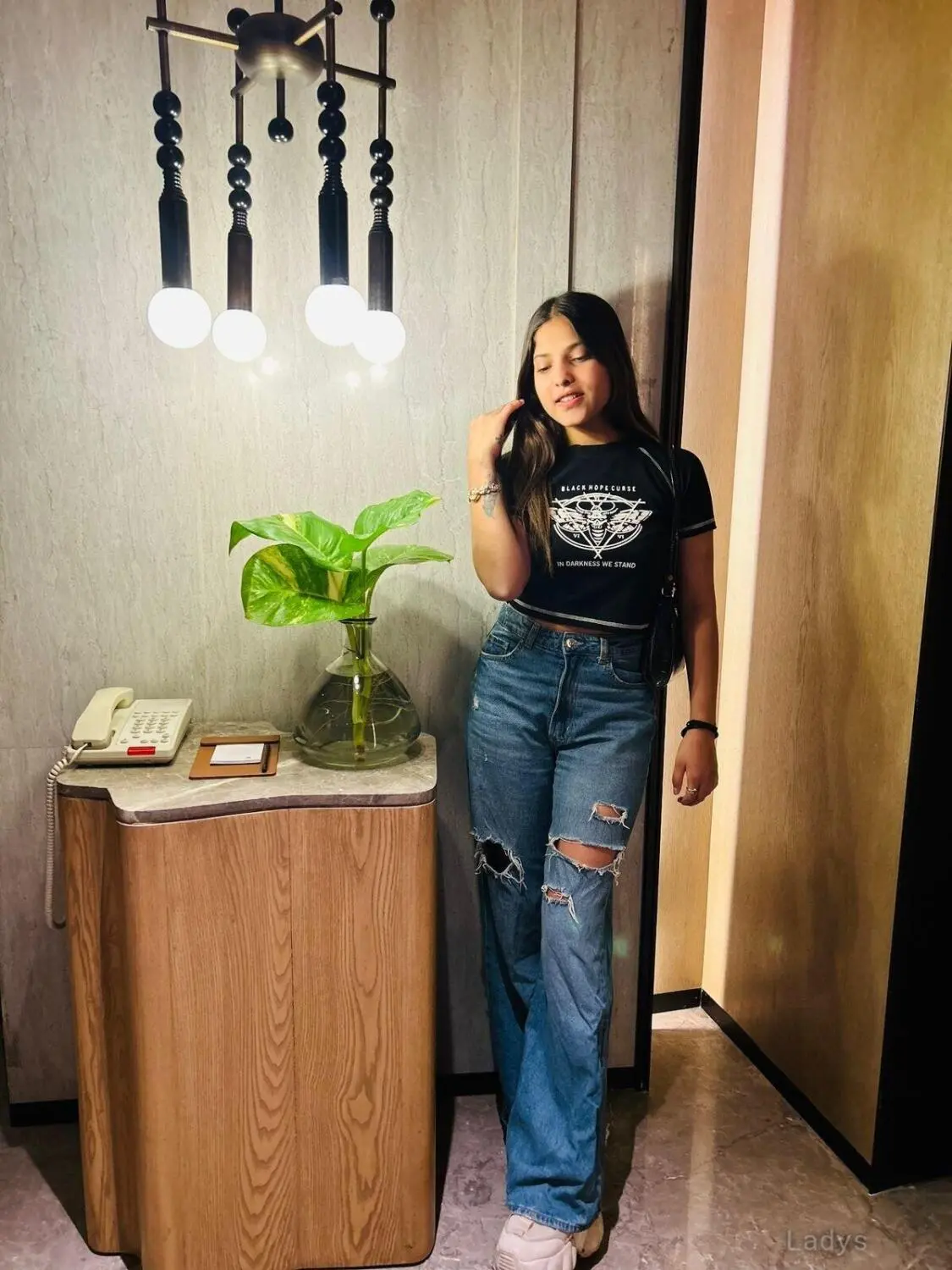 Mayank, 24 years old Pune escort girl with big tits, height 154 sm, Weight  kg
