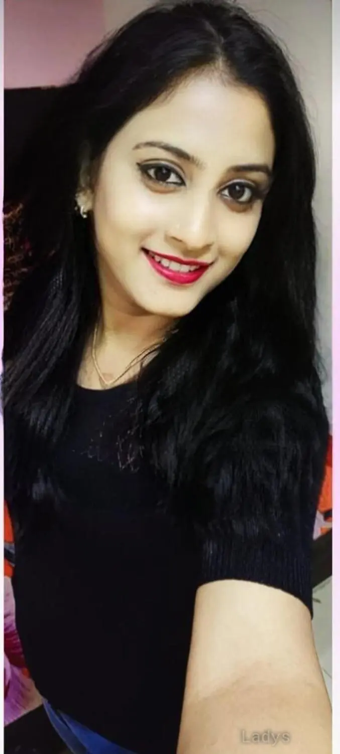 Neha, 24 years old Pune escort girl with big tits, height 153 sm, Weight  kg