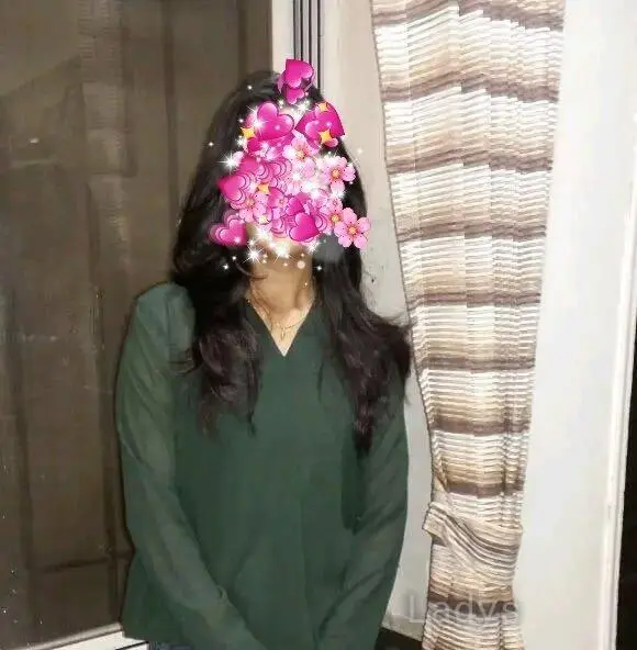 NEHA, 23 years old Pune escort girl with big tits, height 154 sm, Weight  kg