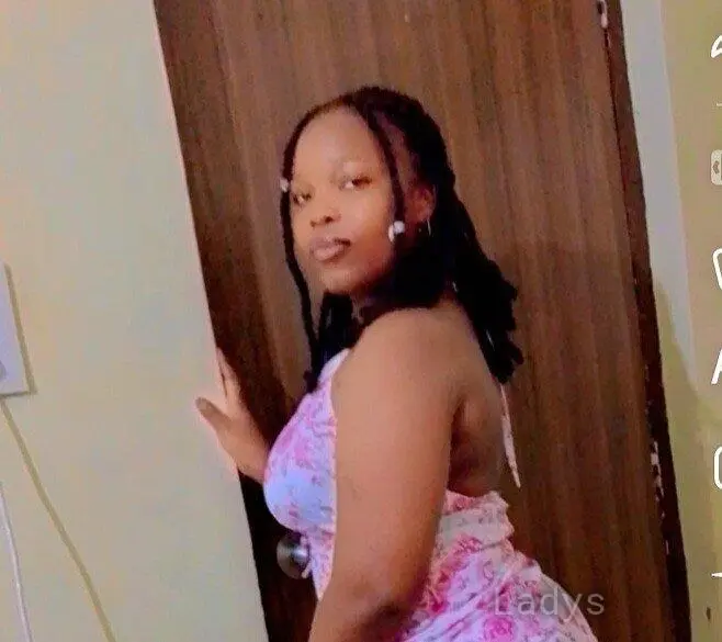 Skyler, 23 years old Pune escort girl with big tits, height 160 sm, Weight  kg