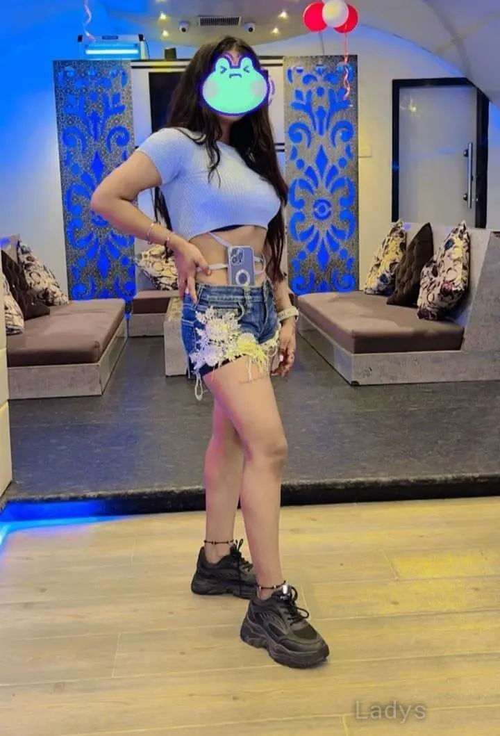 Sneha 100% Genuine & Vip Escort, years old Pune escort girl with big tits, height sm, Weight kg