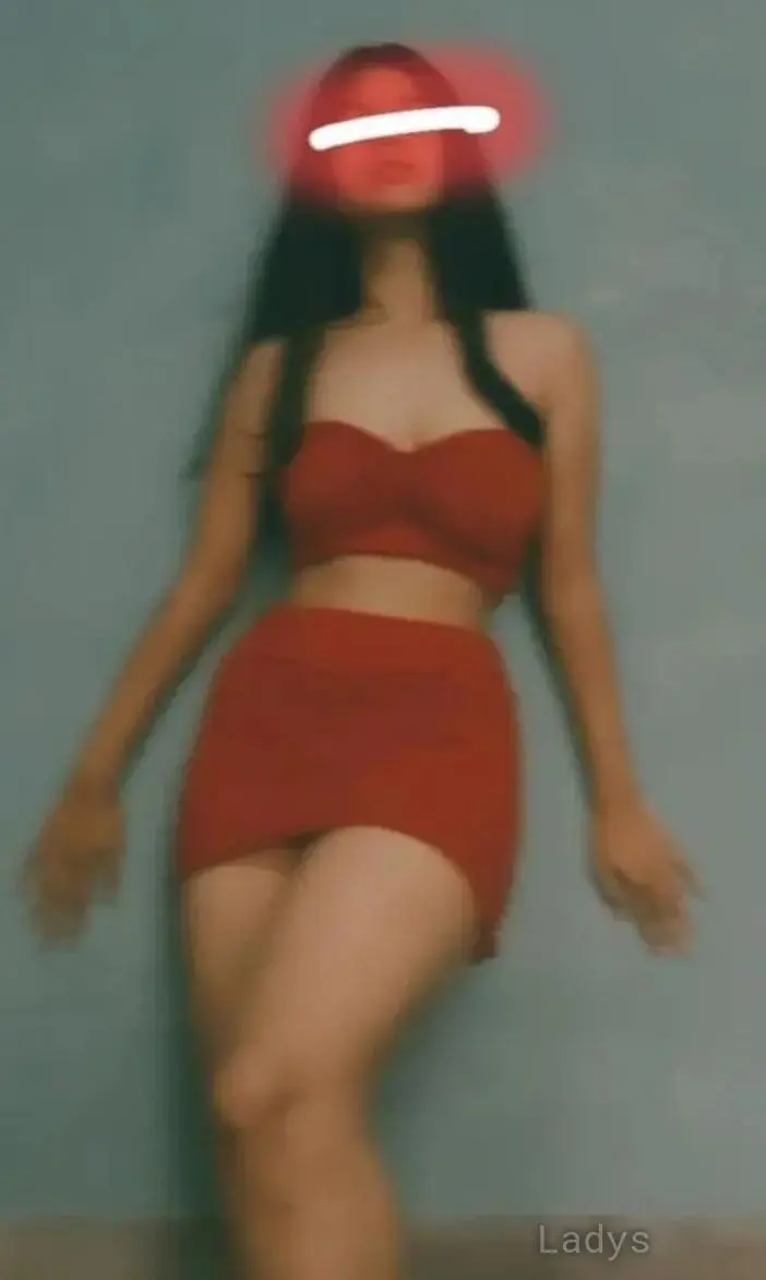 Sonam, 23 years old Pune escort girl with big tits, height 162 sm, Weight kg