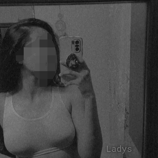 Soniya, 23 years old Pune escort girl with big tits, height 165 sm, Weight  kg
