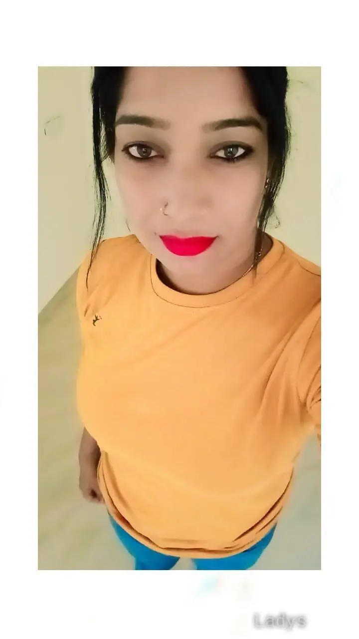 Zoya, 22 years old Pune escort girl with big tits, height 154 sm, Weight  kg