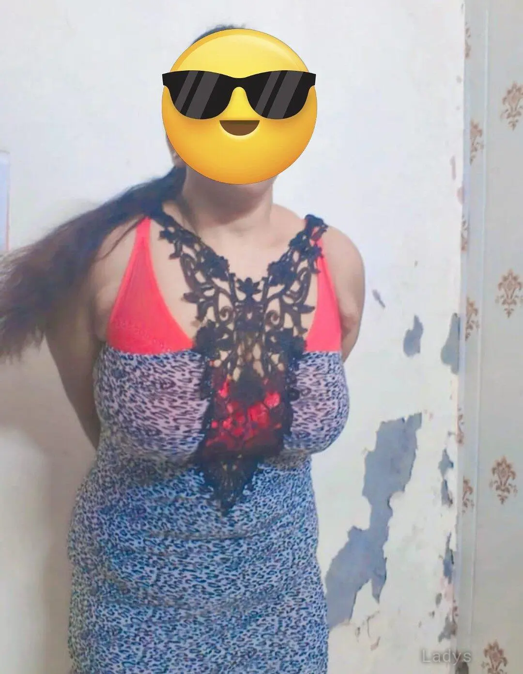Emily, 29 years beautiful nude Pune escorts girl, height 159 sm, Weight  kg