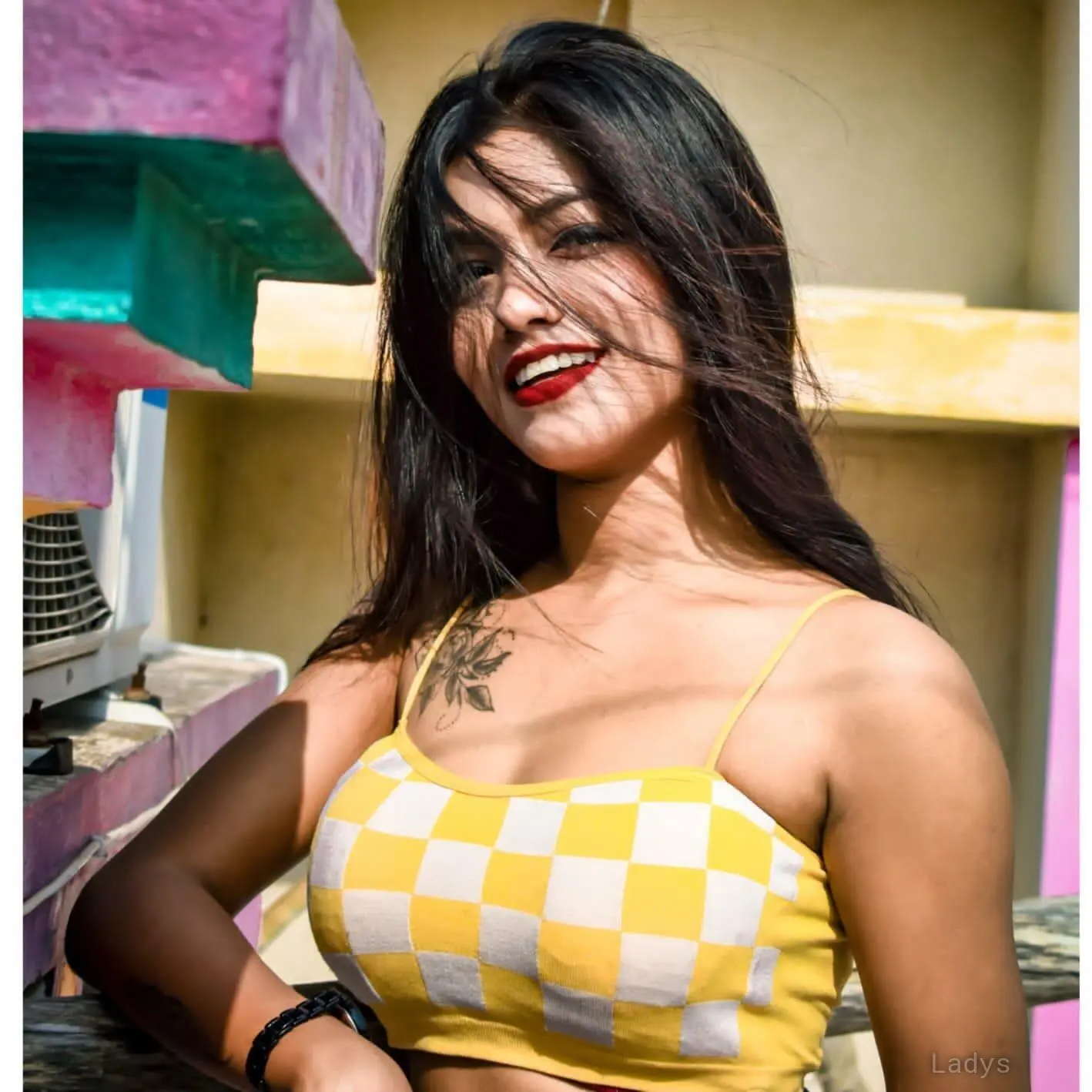 Emily, 21 years beautiful nude Pune escorts girl, height 175 sm, Weight  kg