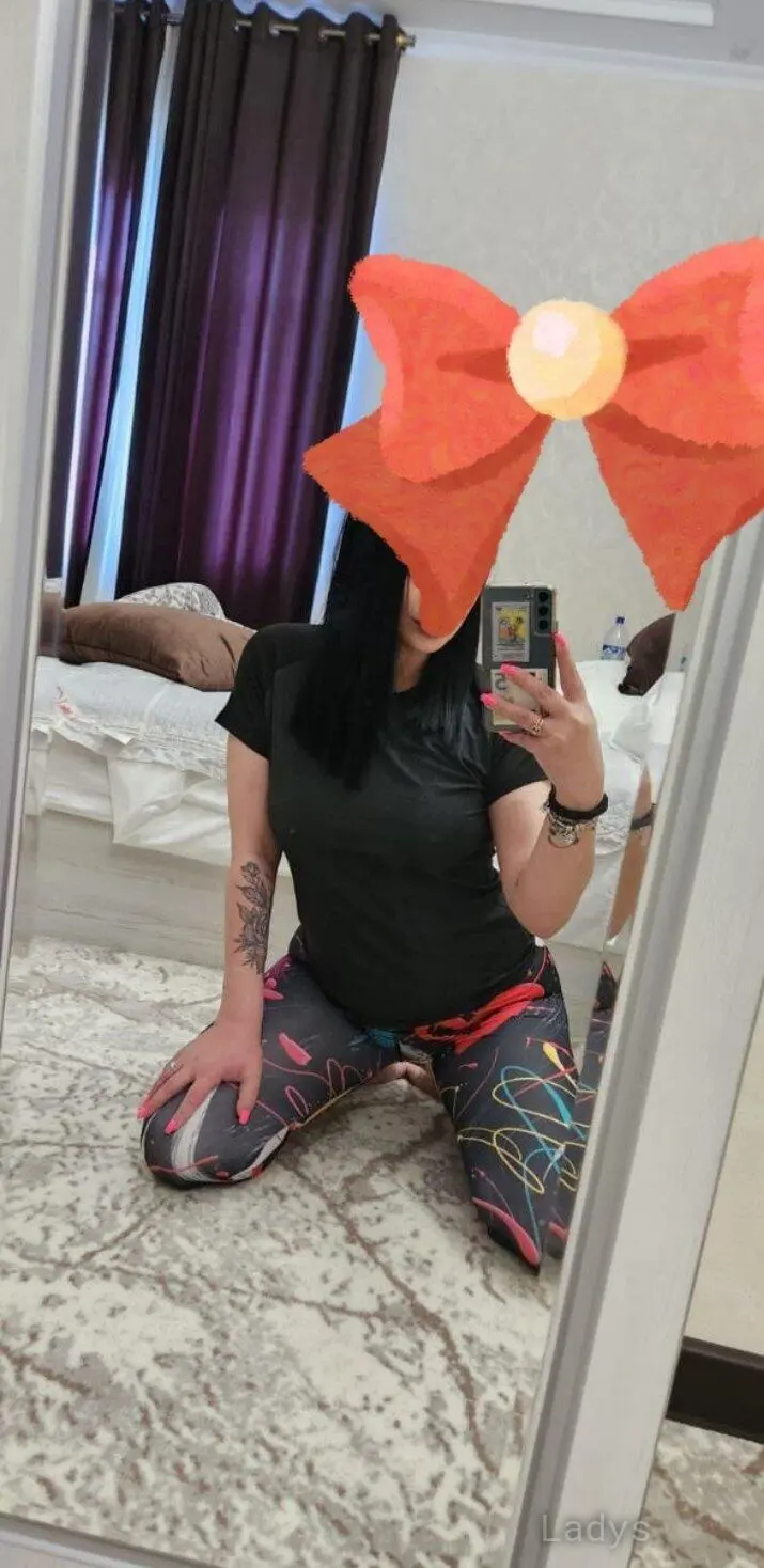 Honey, 20 years beautiful nude Pune escorts girl, height 170 sm, Weight  kg