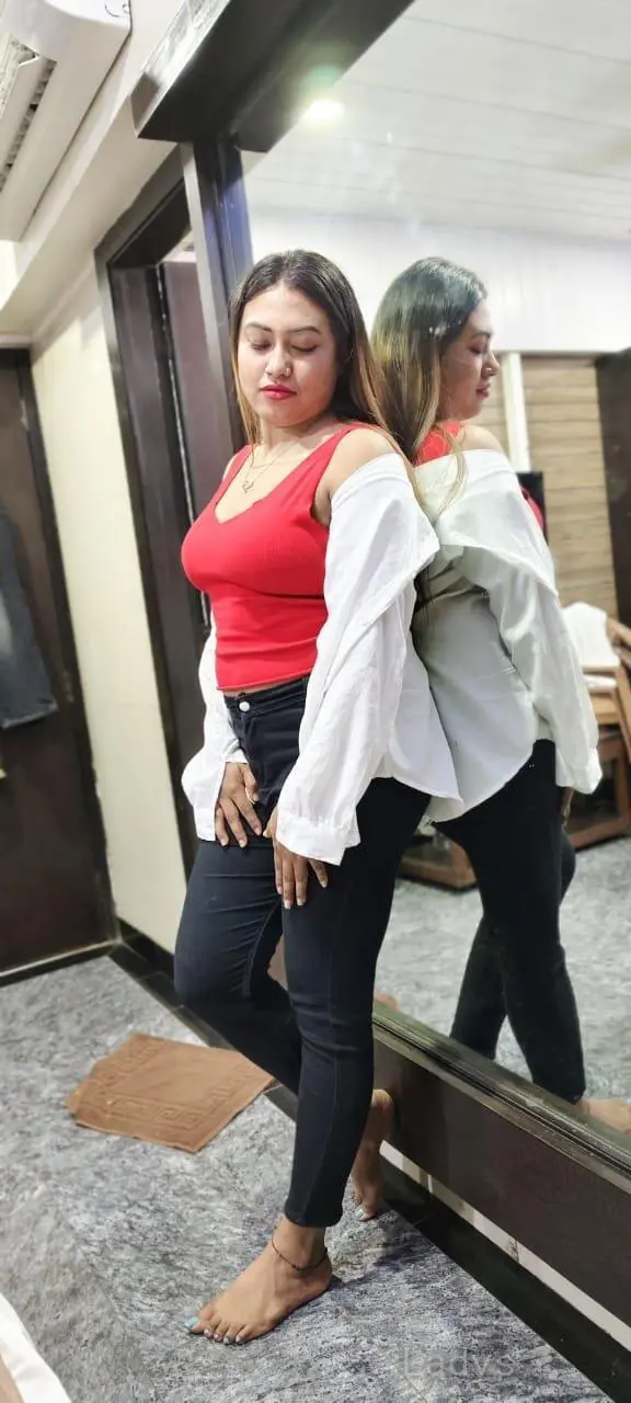 Kate, 20 years beautiful nude Pune escorts girl, height 154 sm, Weight kg