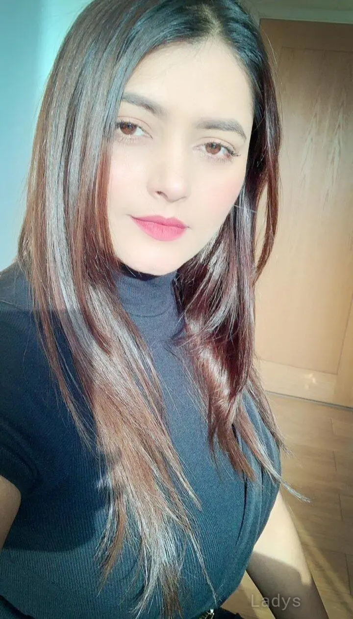 Kavya, 23 years beautiful nude Pune escorts girl, height 170 sm, Weight  kg