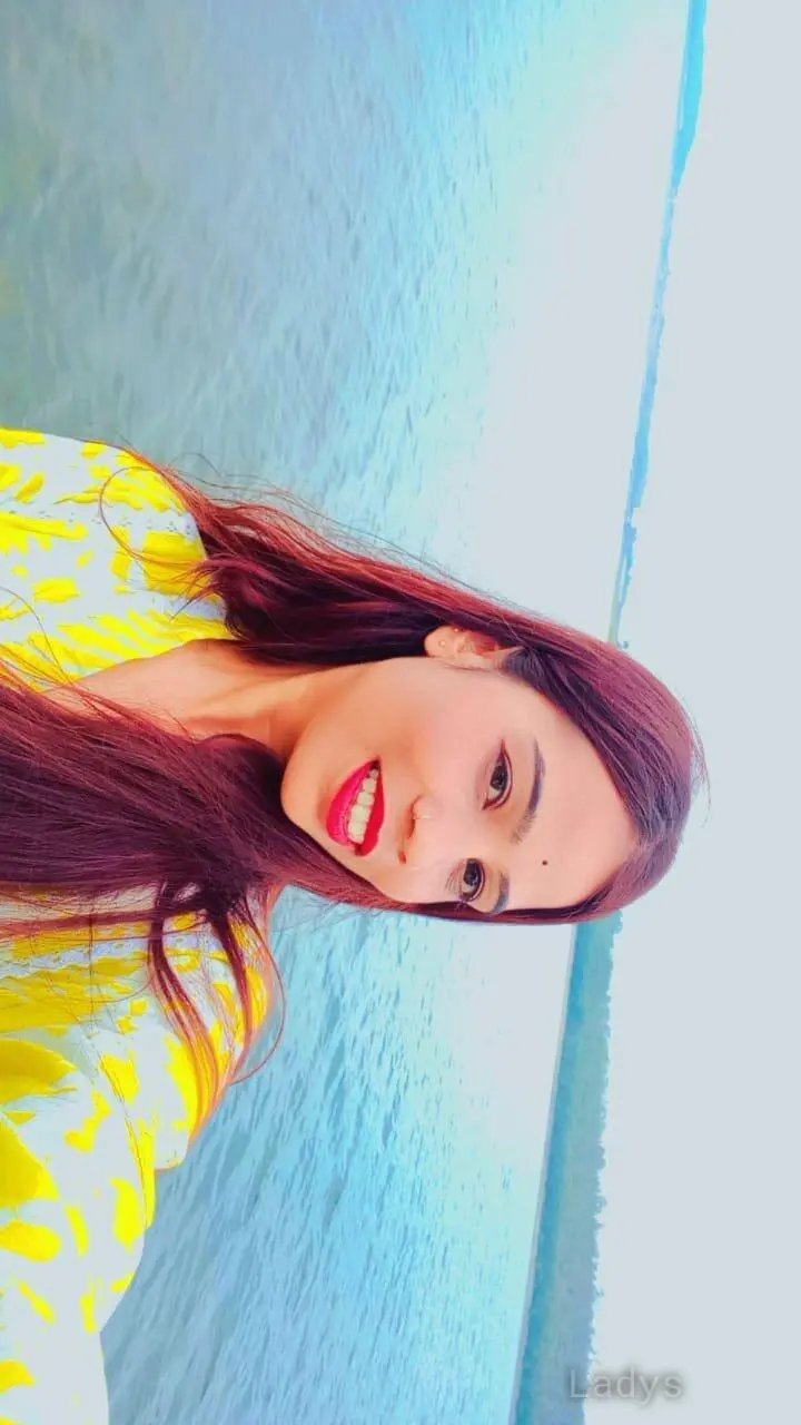Muskan, 22 years beautiful nude Pune escorts girl, height 157 sm, Weight  kg