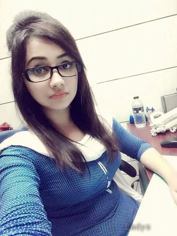 Payal, 22 years beautiful nude Pune escorts girl, height 154 sm, Weight kg