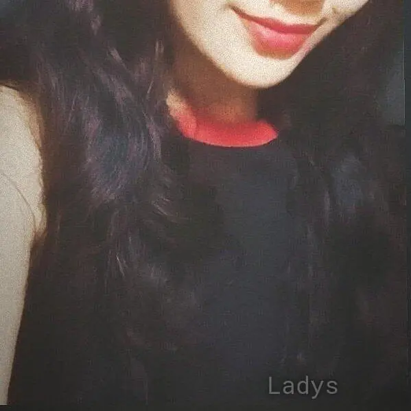 Pooja, 22 years beautiful nude Pune escorts girl, height 154 sm, Weight  kg