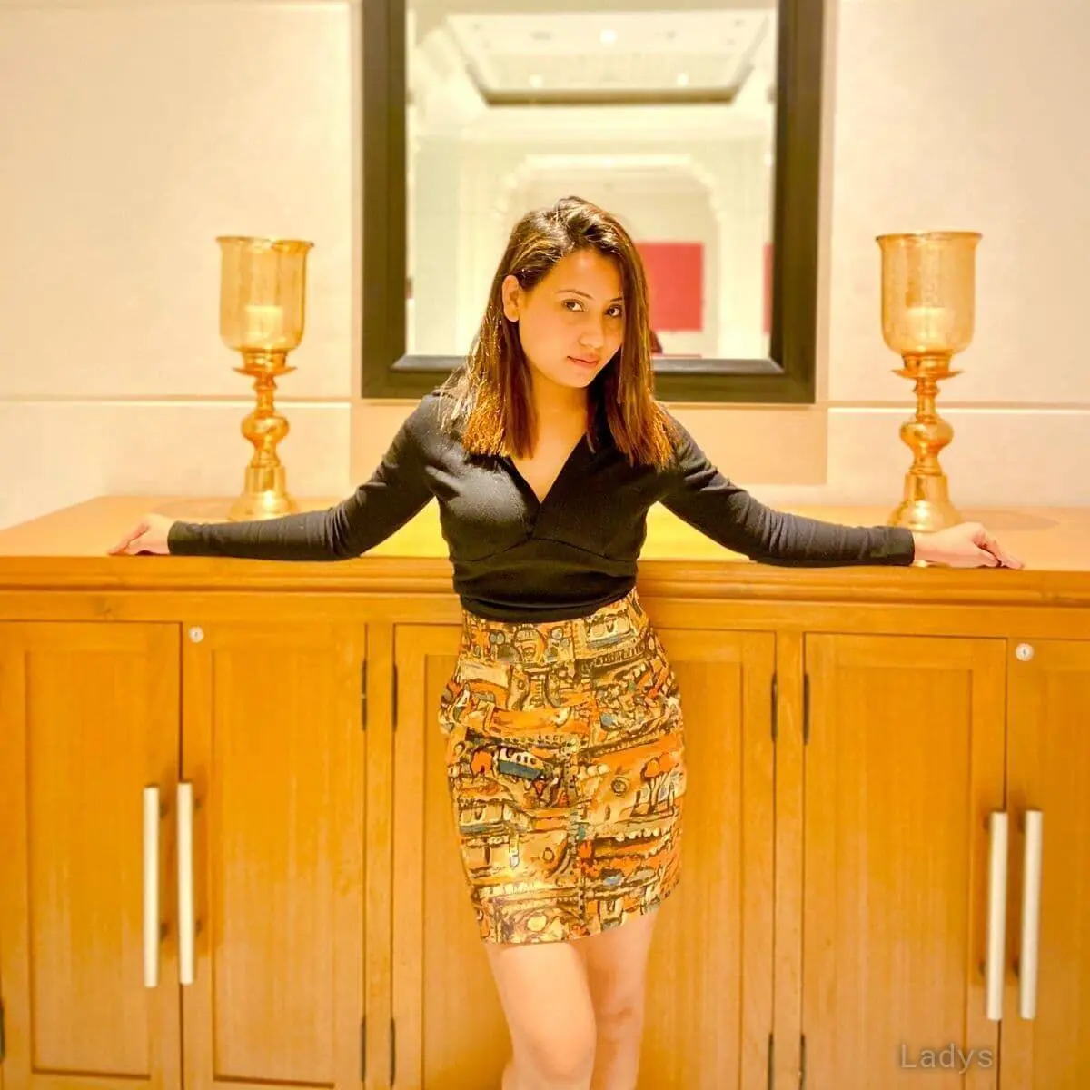 Shreya, 21 years beautiful nude Pune escorts girl, height 165 sm, Weight kg