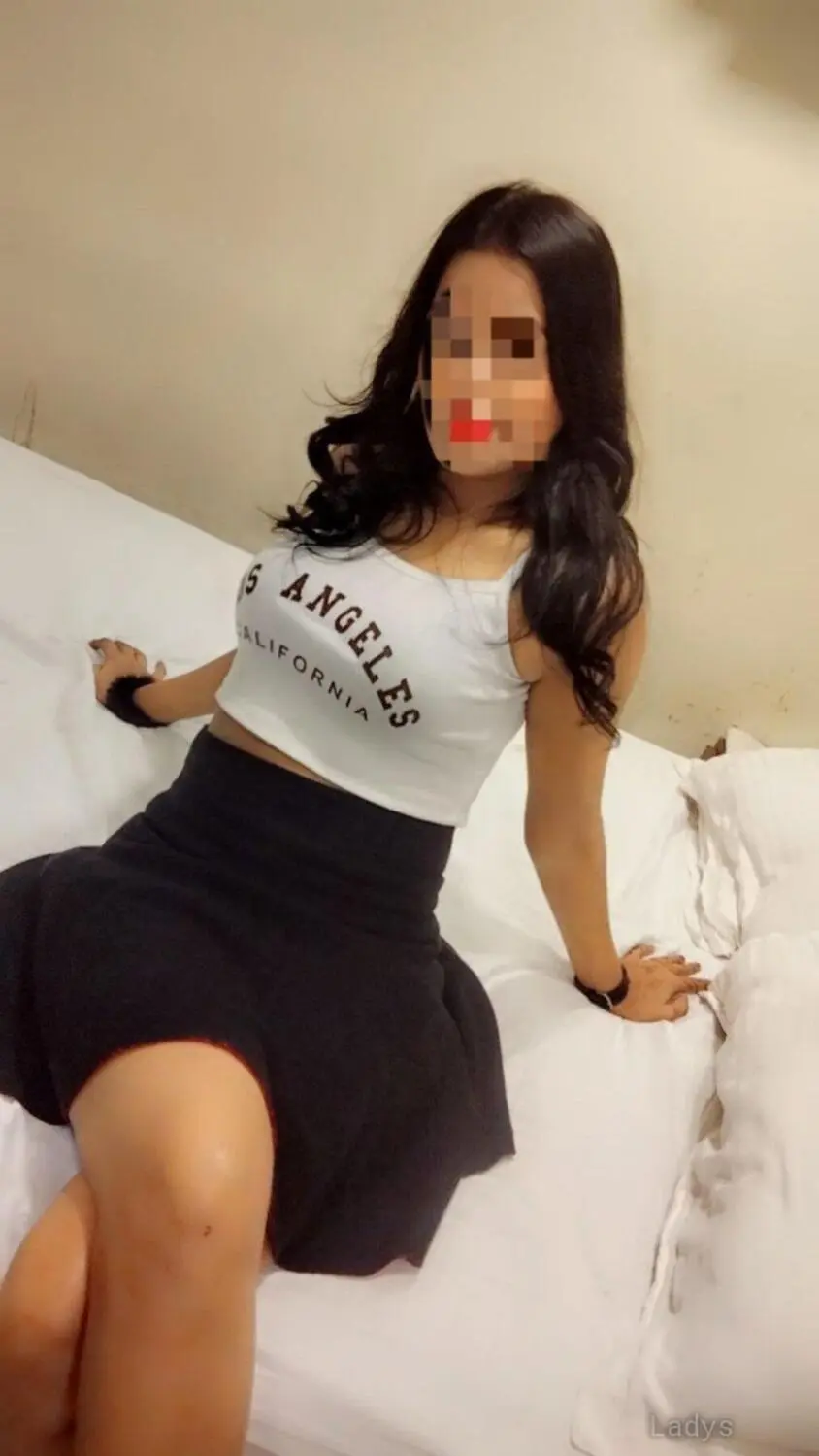 Supi, 21 years beautiful nude Pune escorts girl, height 156 sm, Weight  kg