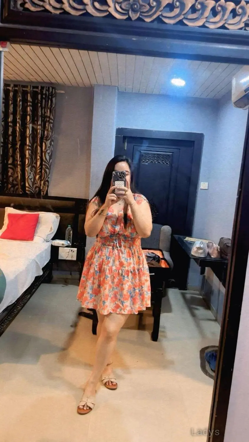 Tasha, 22 years beautiful nude Pune escorts girl, height 165 sm, Weight kg