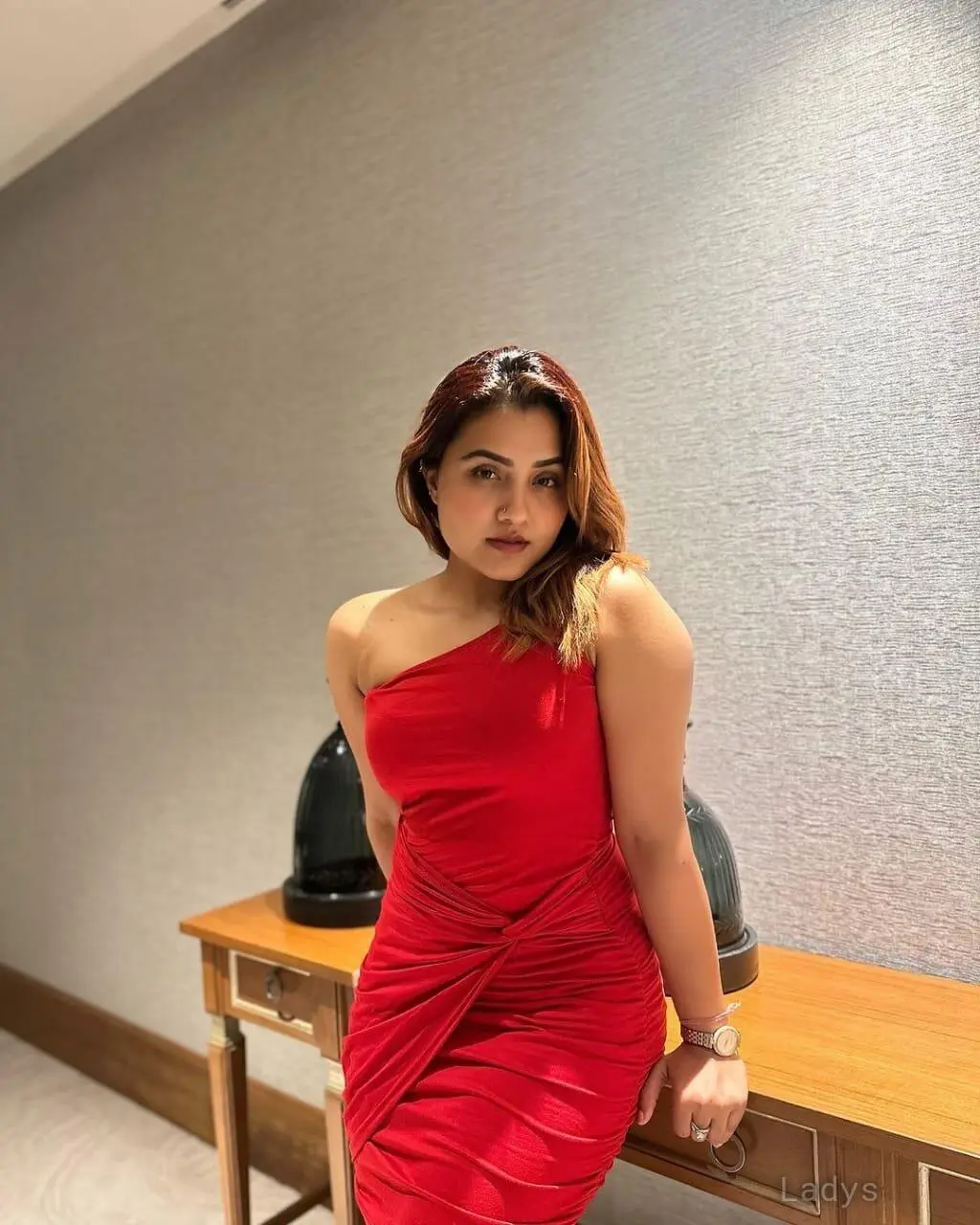 Vidya, 23 years beautiful nude Pune escorts girl, height 154 sm, Weight  kg