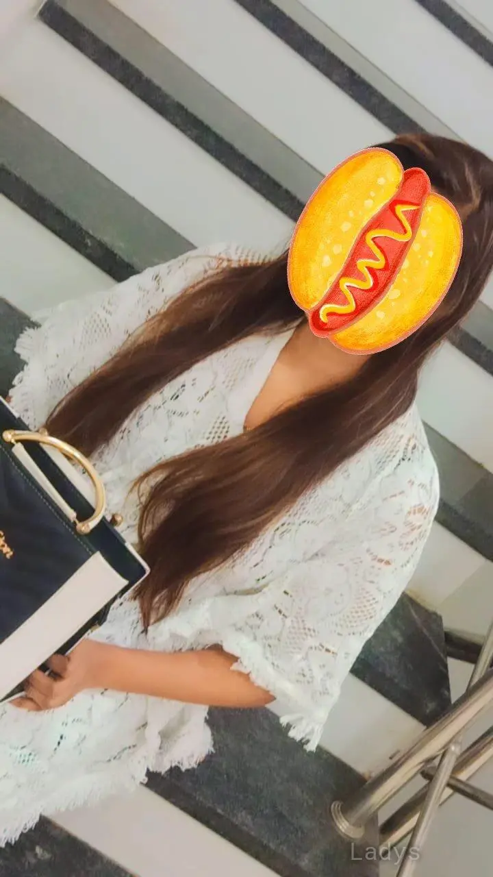 Zarina, 24 years beautiful nude Pune escorts girl, height 153 sm, Weight kg