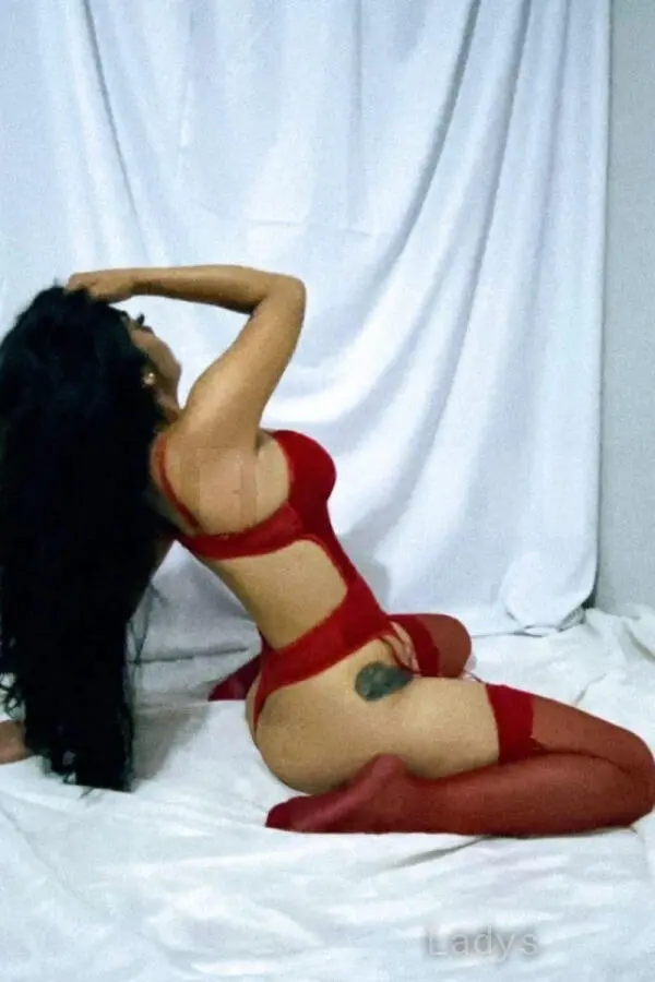 Berenice, 22 years beautiful nude Querétaro escorts girl, height 168 sm, Weight 59 kg