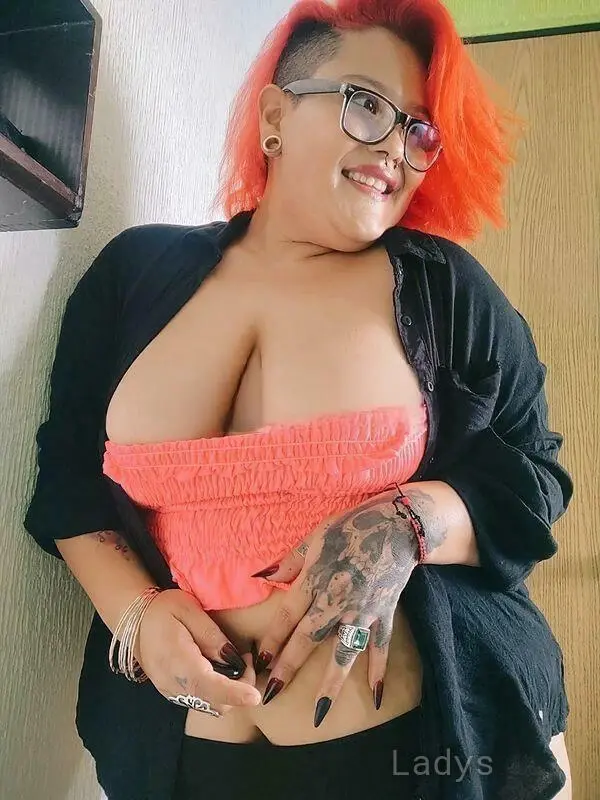Leticia, 30 years beautiful nude Querétaro escorts girl, height 162 sm, Weight 76 kg