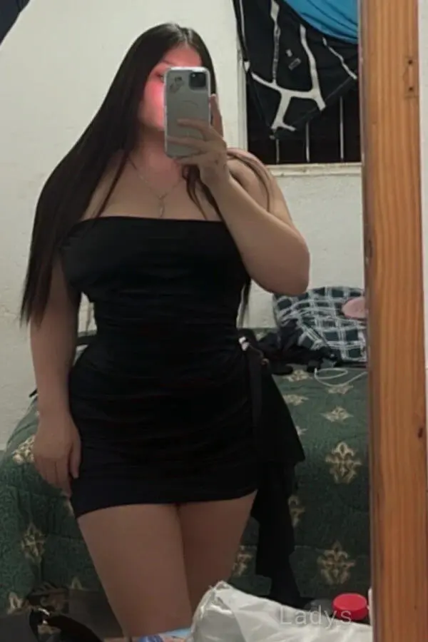 Sofi, 20 years beautiful nude Querétaro escorts girl, height 154 sm, Weight 70 kg