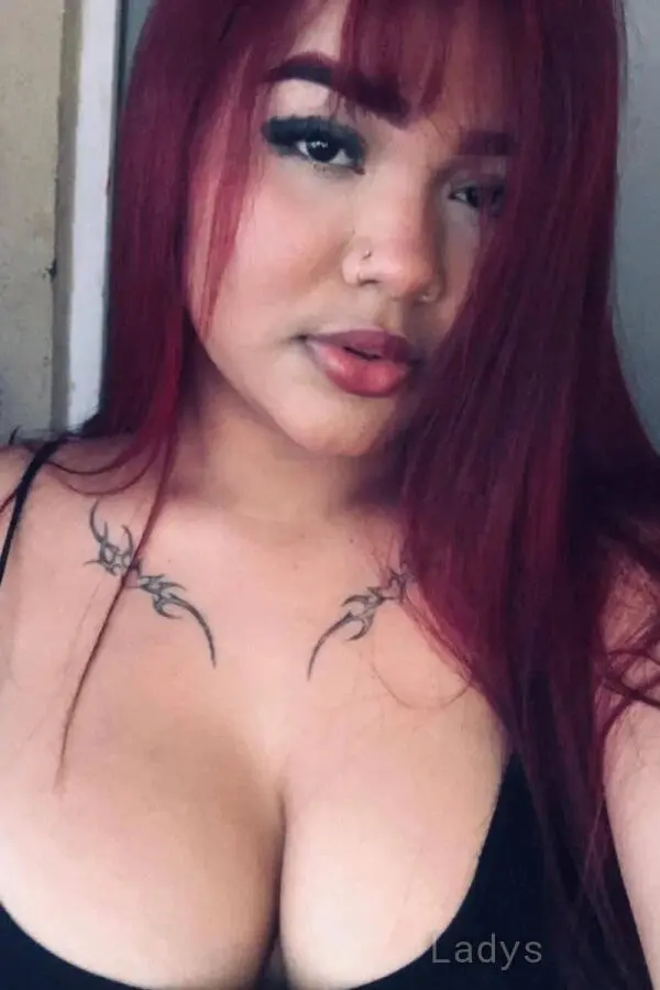 Vivi, 23 years beautiful nude Querétaro escorts girl, height 157 sm, Weight 62 kg