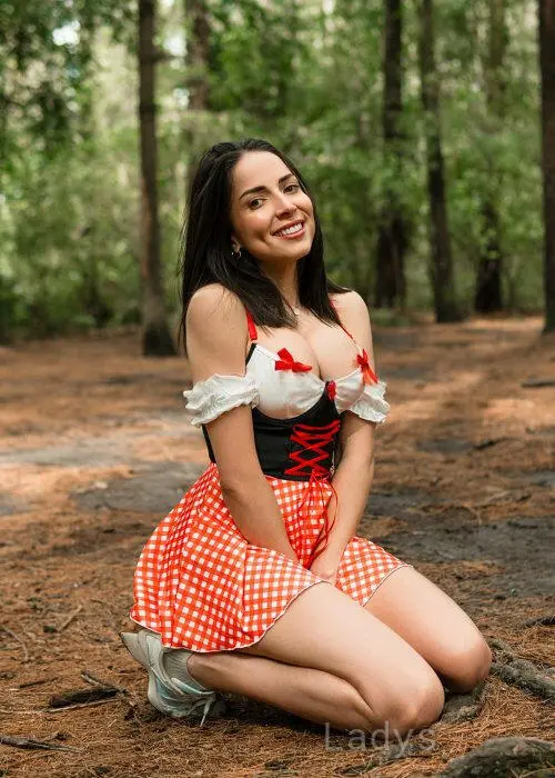 Ammy, 30 years beautiful nude Quito escorts girl, height 160 sm, Weight 51 kg