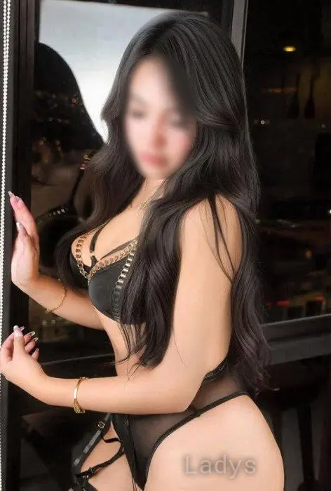 Bianca, 22 years beautiful nude Quito escorts girl, height 166 sm, Weight 50 kg