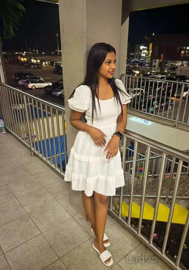 Anushka, 21 years old Rajkot escort girl with big tits, height 154 sm, Weight  kg